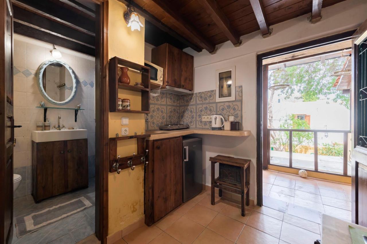 Secret Garden - Old Town Appartement Rhodes City Buitenkant foto